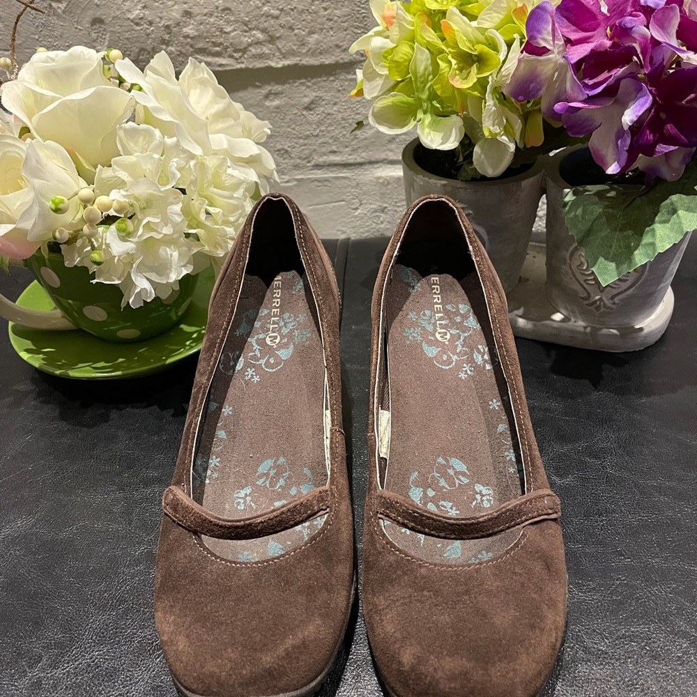 Merrill Brown Suede Leather “Patunia” Mary Janes